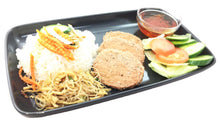 Load image into Gallery viewer, Lamyong Vegan Crumbed Black Pepper Pattie 600g